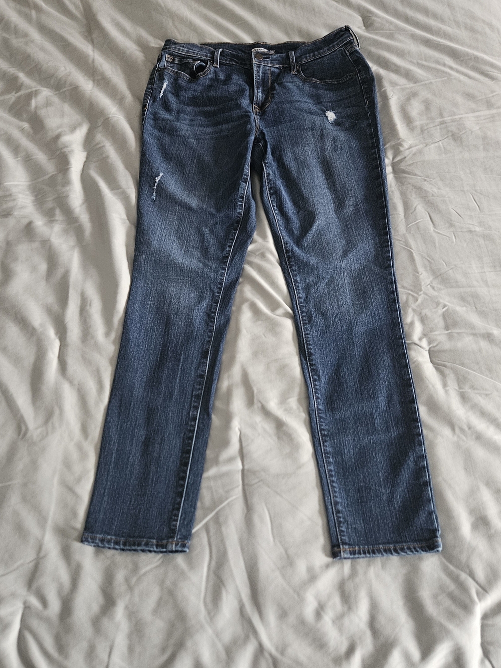 Old Navy Women's Medium Wash Skinny Straight-Leg Jeans 10 Long